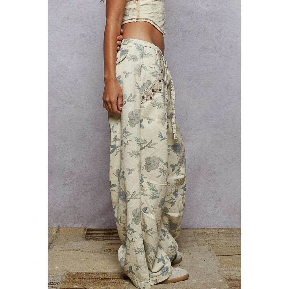 POL Size Large Cream Floral Lace Drawstring Detail Printed Twill Woven Pants - Picture 2 of 6